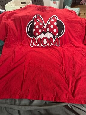 Disney Red Minnie Bow 'MOM' Graphic Short Sleeve Tee